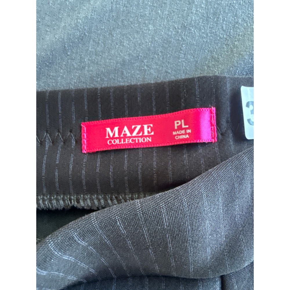 Maze Collection Scuba Slimming Pinstripe Pants Womens PL Black Petite Pull On - Picture 4 of 8
